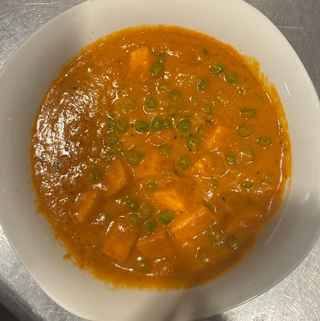 Muttor Paneer.